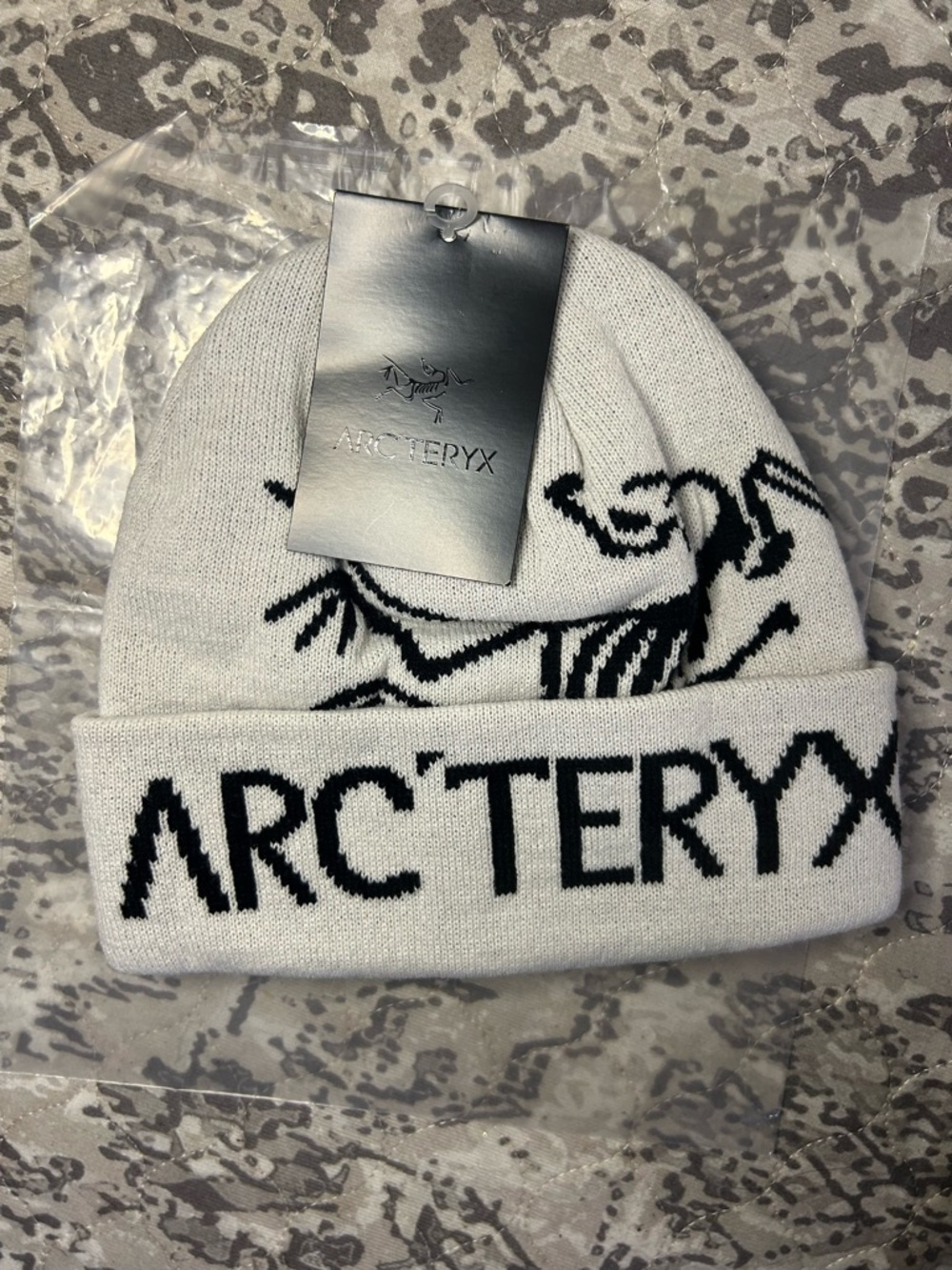 Arc'teryx White Beanie with Black Logo Knit Cuff